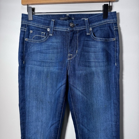 Fidelity Mid Rise Stevie Denim Skinny Jeans Size 27 - Picture 3 of 11